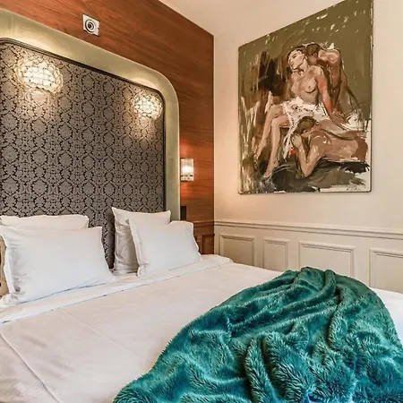 Luxurious Penthouse Close To Champs Elysees And Front Of Eiffel Tower In Heart Of 8 Apartamento París