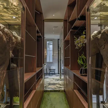 Luxurious Penthouse Close To Champs Elysees And Front Of Eiffel Tower In Heart Of 8 París